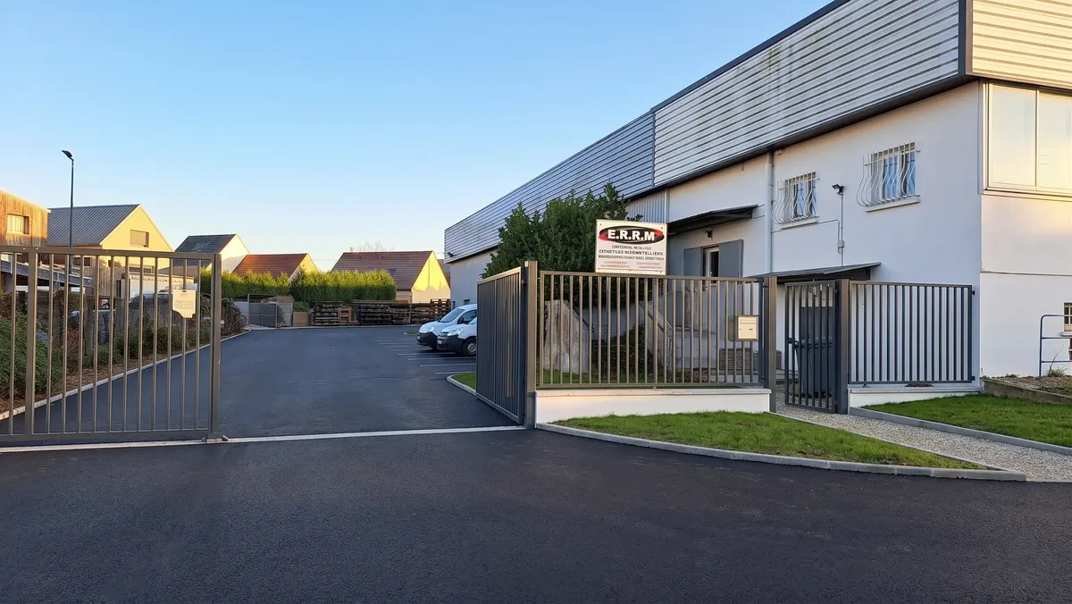 Façade de l'atelier ERRM à Villers-Cotterêts
